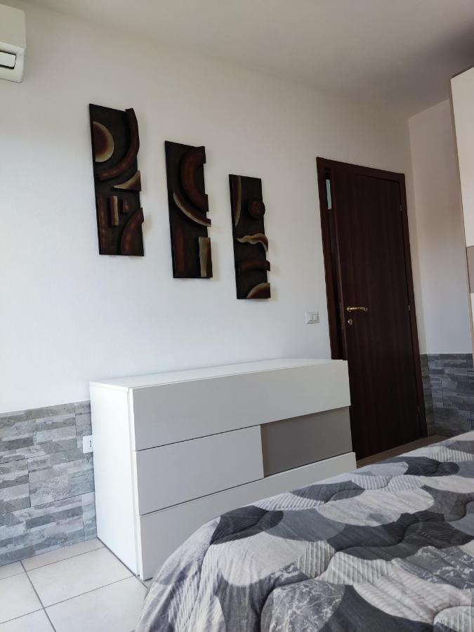 Vico Stazione Apartment Uta Екстер'єр фото