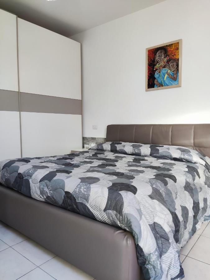 Vico Stazione Apartment Uta Екстер'єр фото