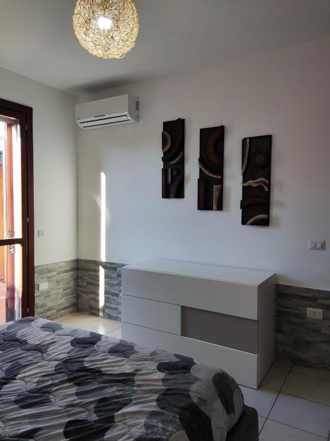 Vico Stazione Apartment Uta Екстер'єр фото